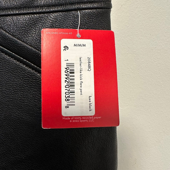 Spanx Pants Womens M Black Faux Leather Flare Leg Pull On Lined Stretch Shaping - Picture 15 of 16